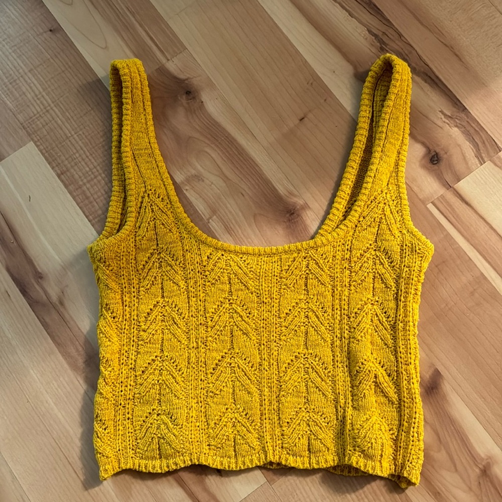 Yellow Crochet Crop Top Tank Top size Small